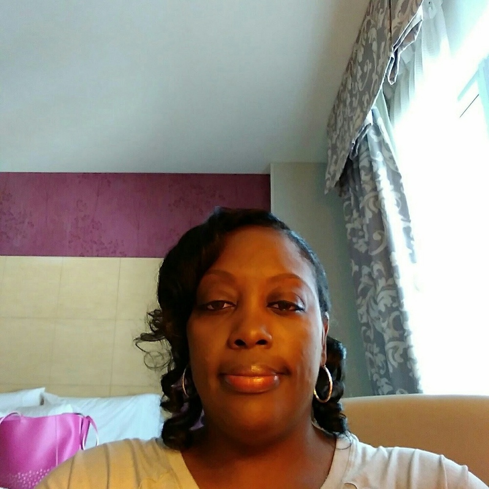 Meet your Posher, Chenell